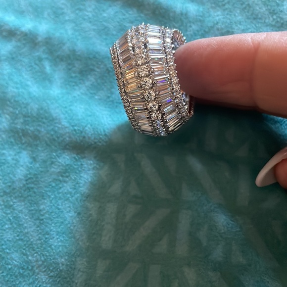 *SOLD*NWOT Swarovski Cocktail Ring - Picture 5 of 10